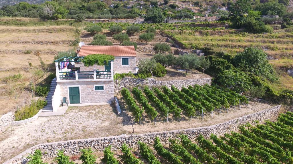 Holiday Home Vineyard House Bol Eksteriør billede